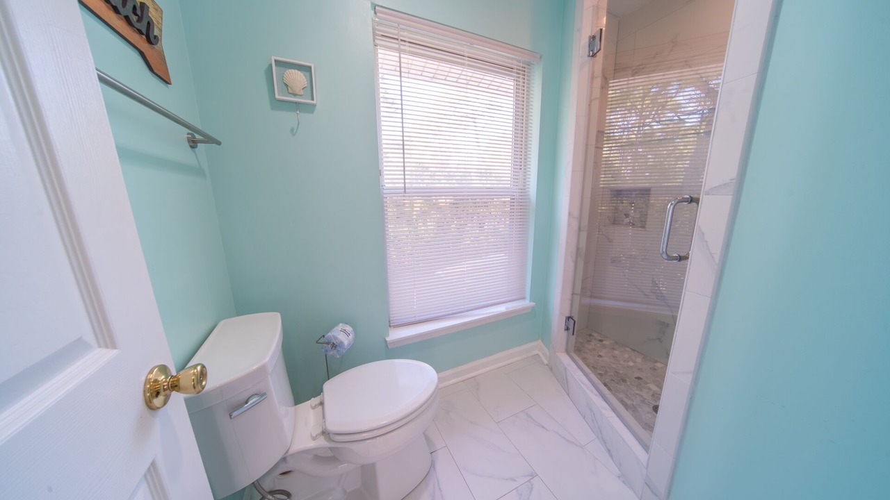 Photo of Bathroom in Plantation