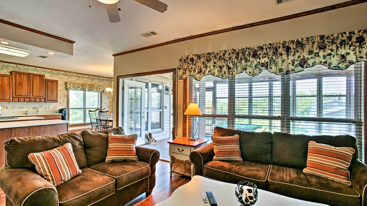 Photo of Bedroom in Lake Catherine