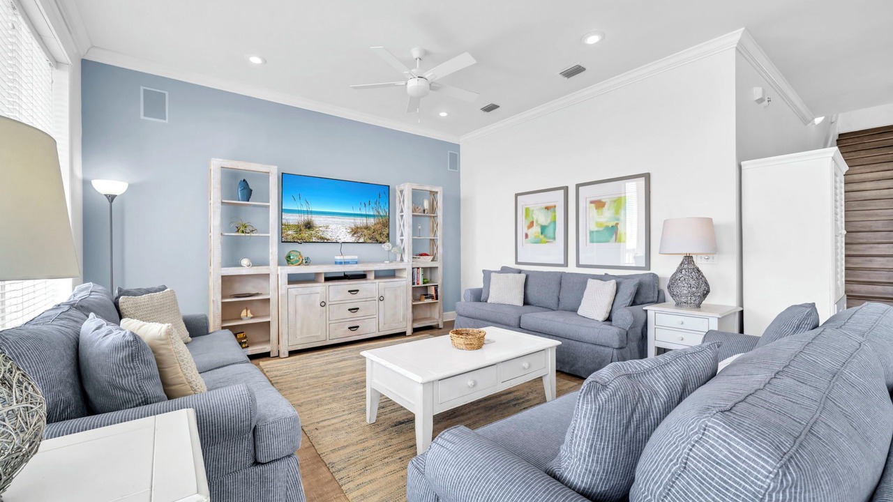 Photo of Livingroom in Lullwater Beach On Gulf Of Mexico