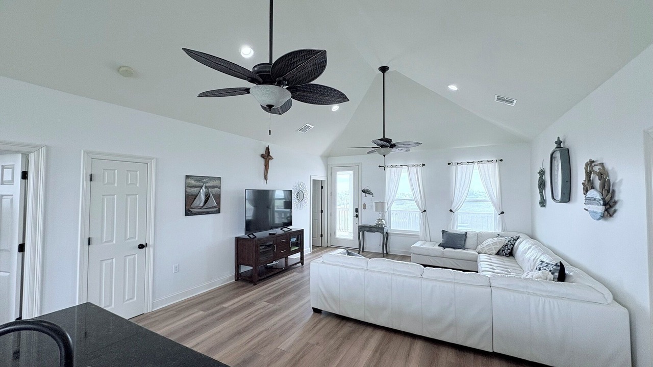 Photo of Livingroom in Grand Isle