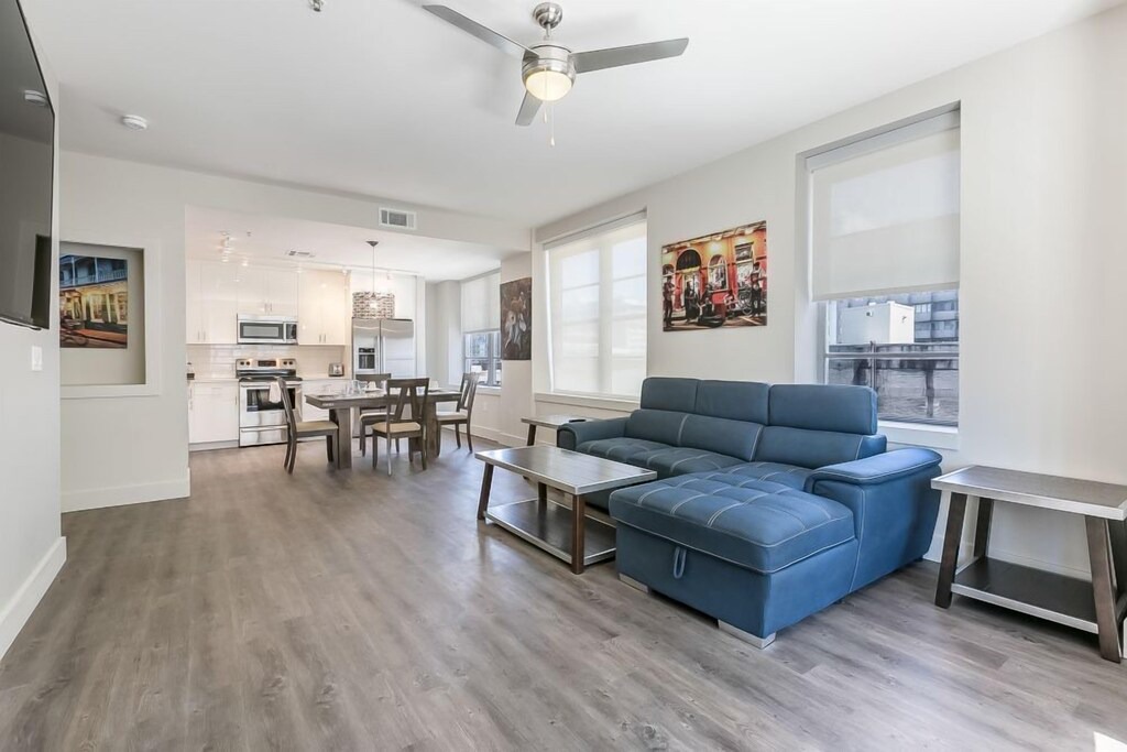 Photo of Livingroom in Central Business District