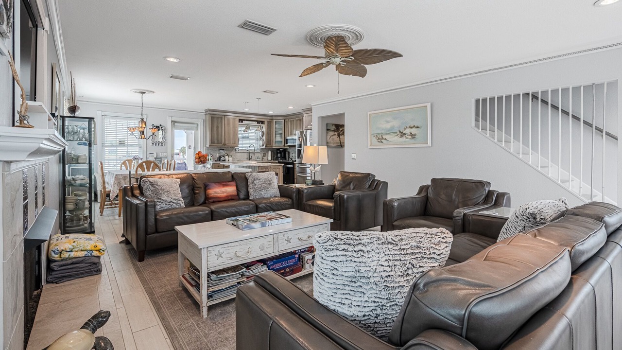 Photo of Livingroom in Navarre Beach