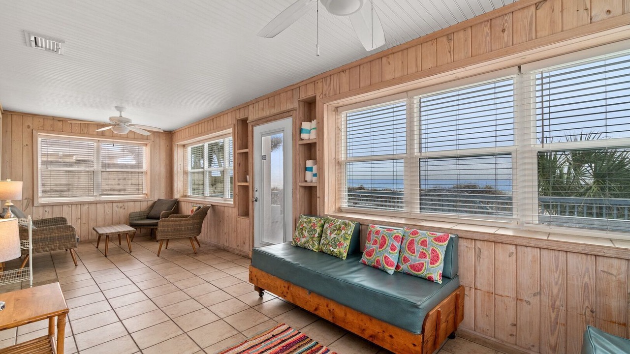 Photo of Bedroom in Bahama Beach