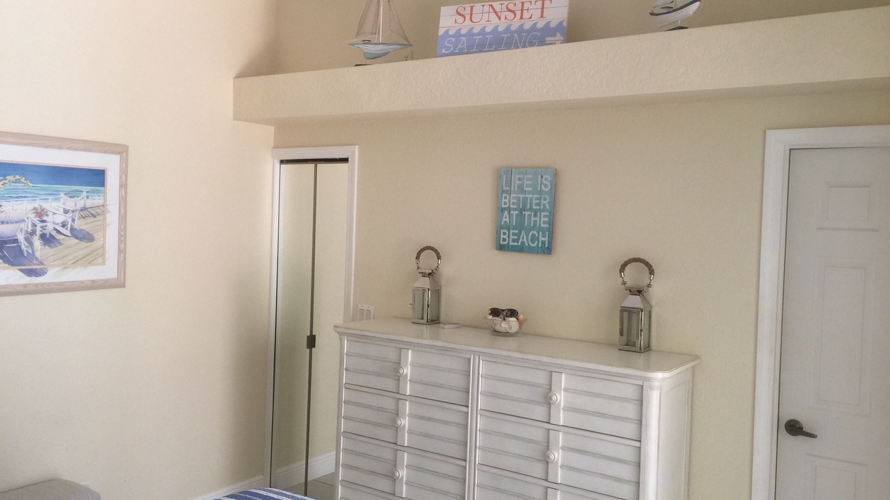 Photo of Bedroom in Palm River Estates