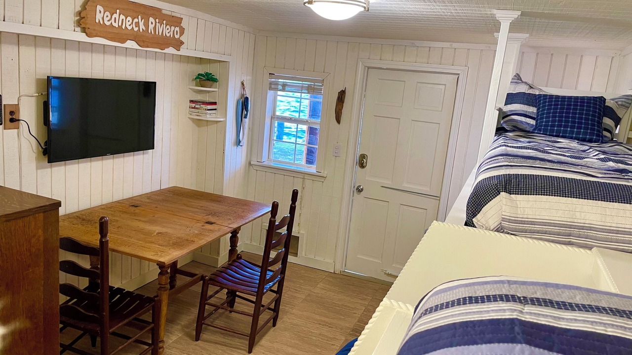 Photo of Bedroom in Royal Lagoons