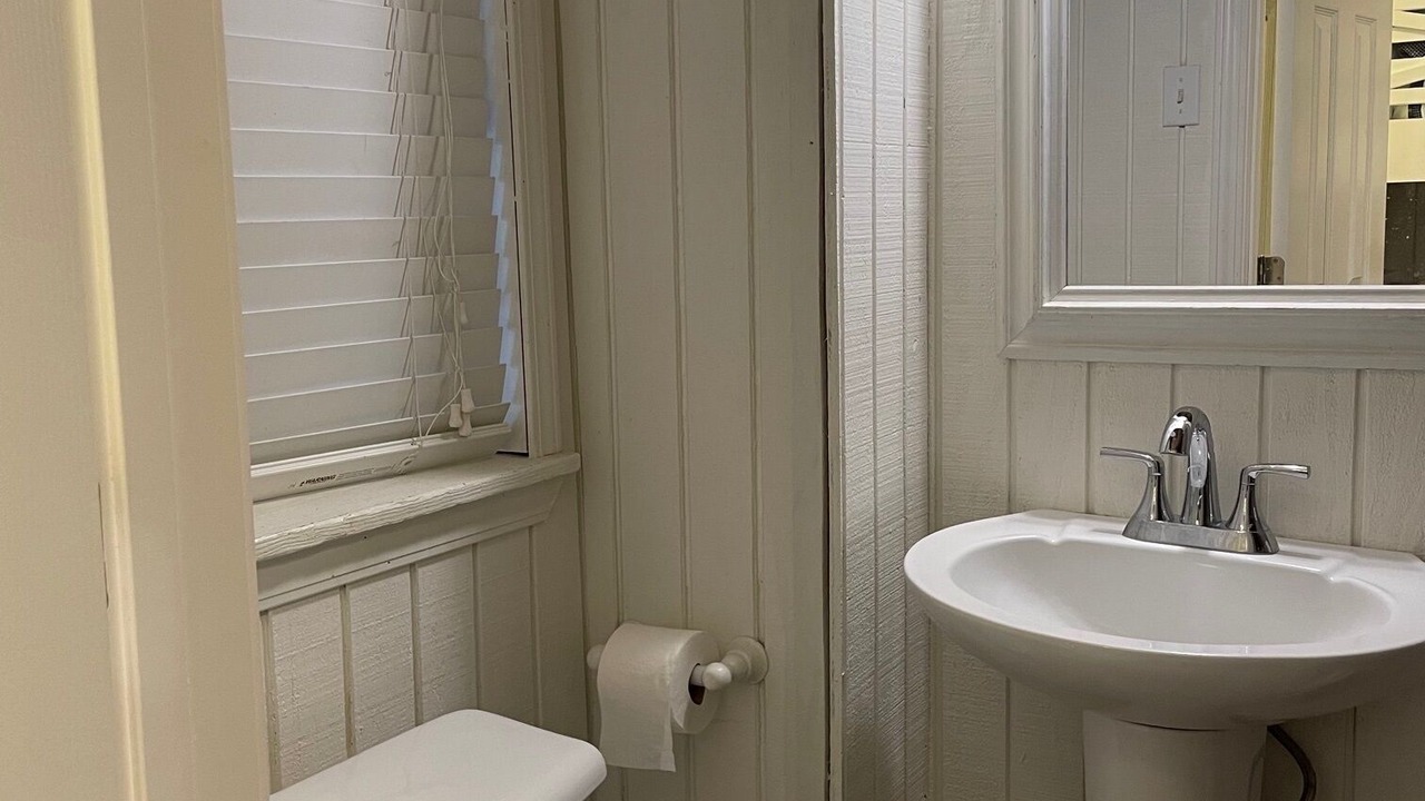 Photo of Bedroom in Royal Lagoons