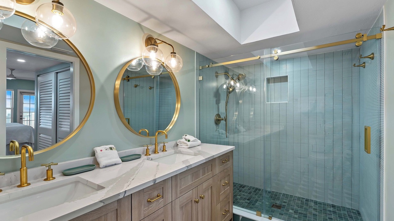 Photo of Bathroom in Cape Haze