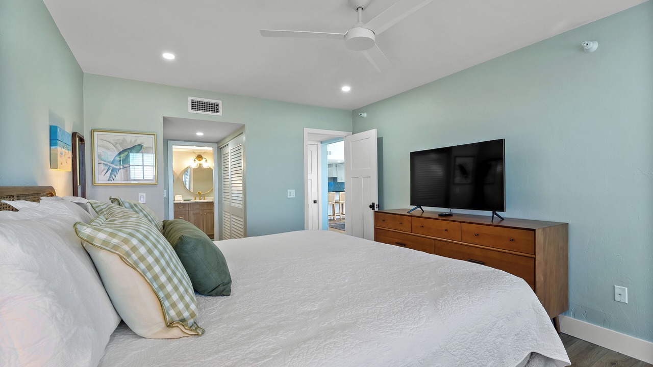 Photo of Bedroom in Cape Haze