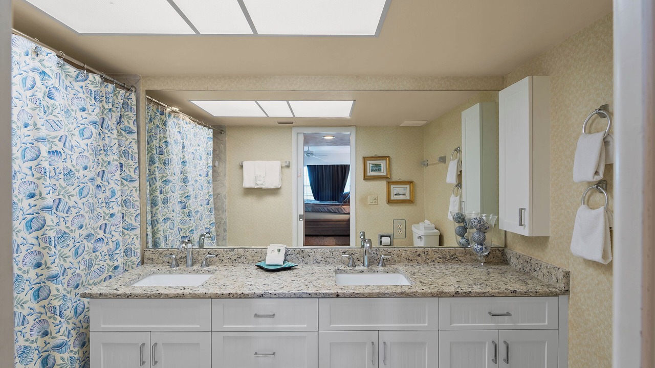 Photo of Bathroom in Cape Haze