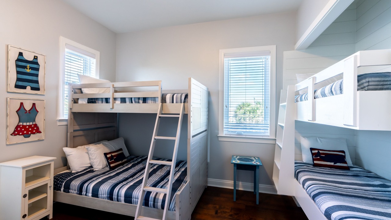Photo of Bedroom in Fort Bay