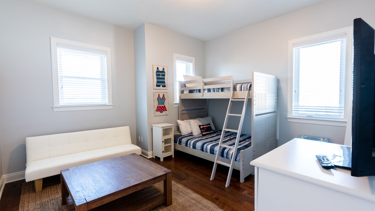 Photo of Bedroom in Fort Bay