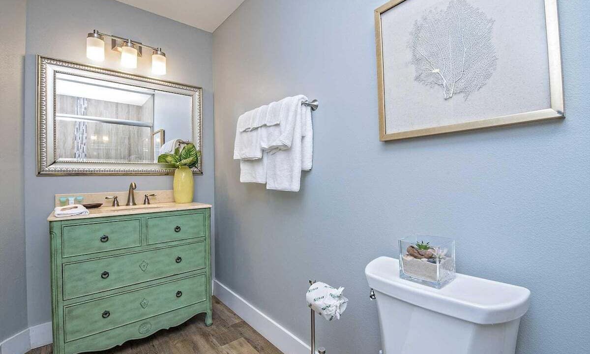 Photo of Bathroom in Fort Morgan