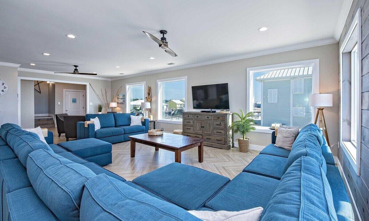 Photo of Livingroom in Fort Morgan
