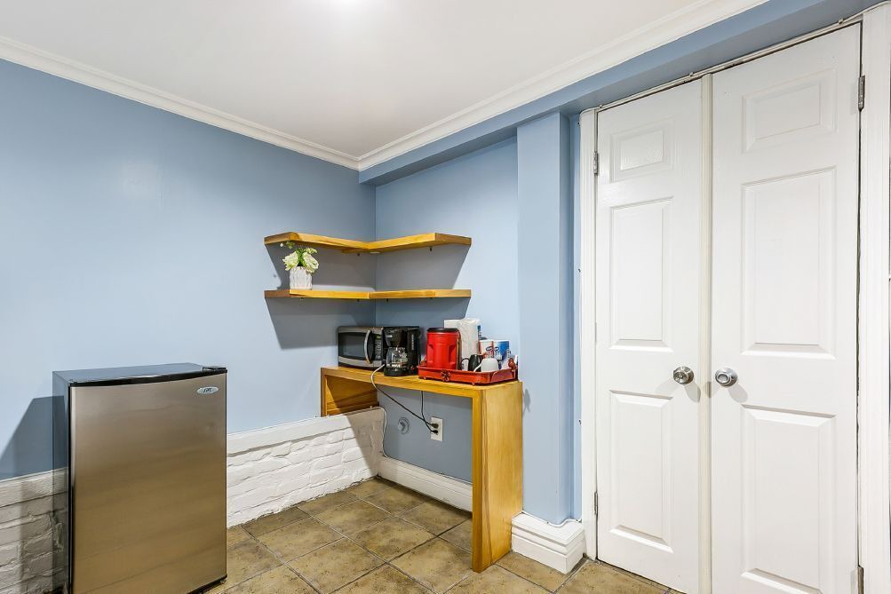Photo of Bedroom in Mid-City