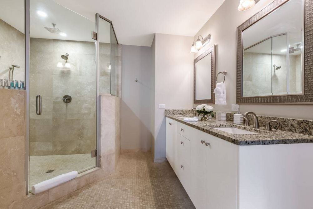 Photo of Bathroom in Central Business District