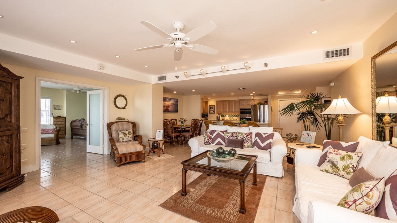 Photo of Livingroom in Truman Annex