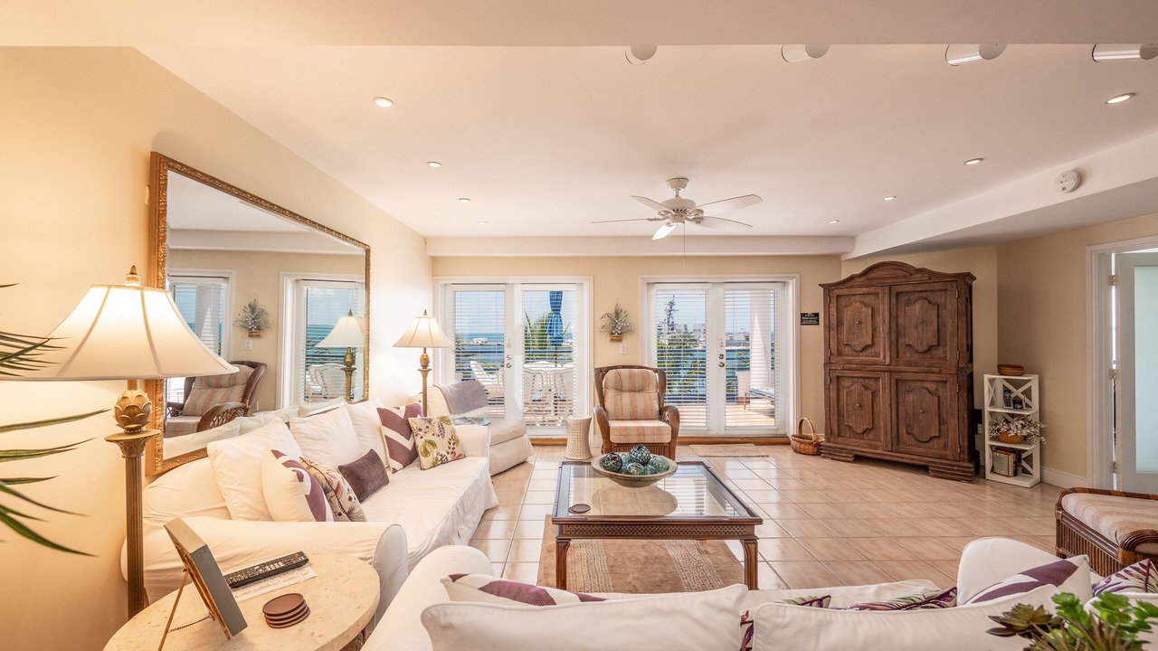 Photo of Livingroom in Truman Annex