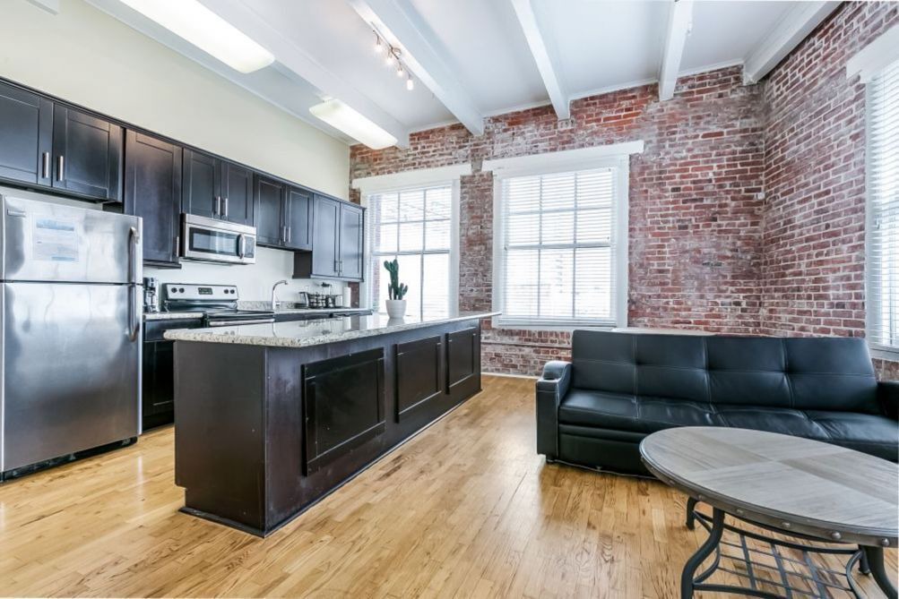 Photo of Livingroom in Central Business District