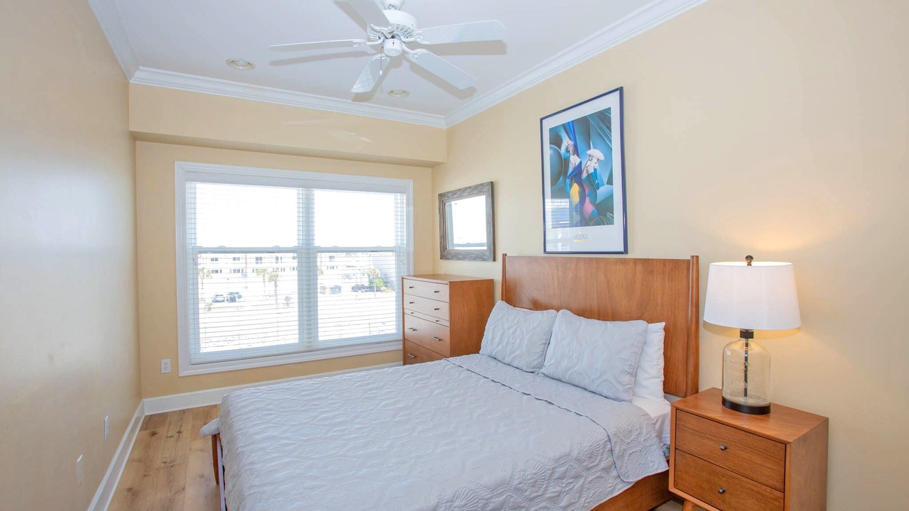 Photo of Bedroom in White Sands