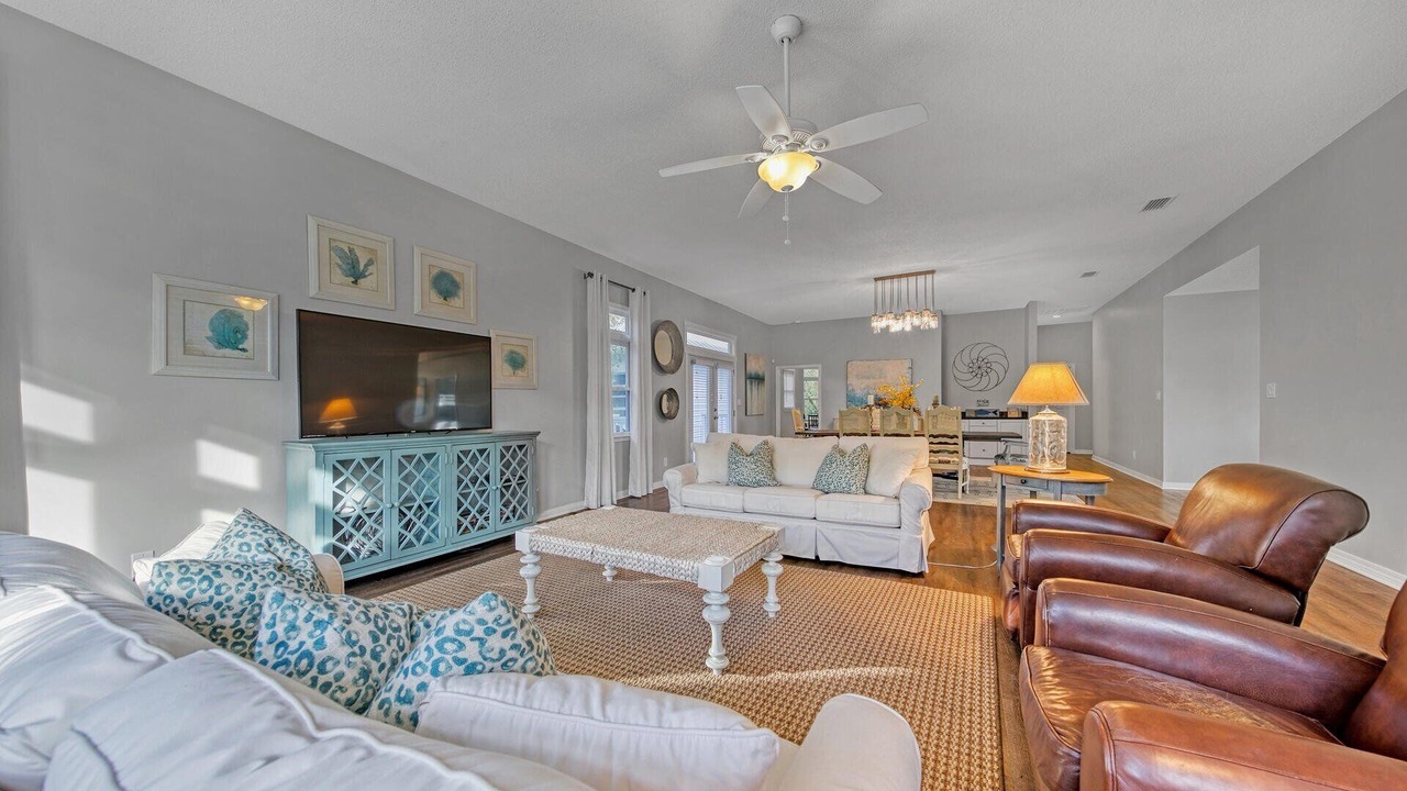 Photo of Bedroom in Dune Allen Beach