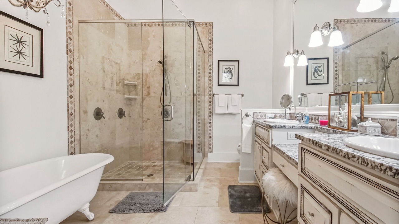 Photo of Bathroom in Inlet Beach