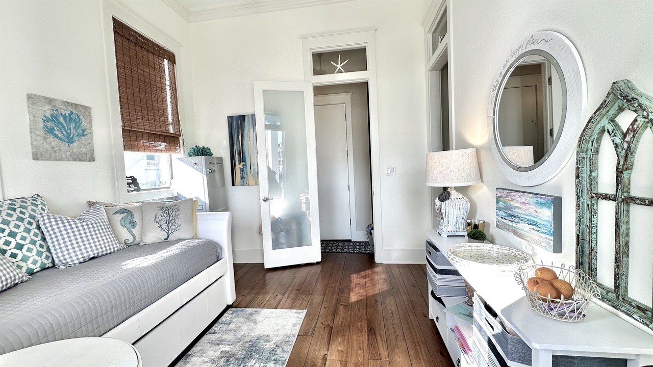 Photo of Bedroom in Inlet Beach