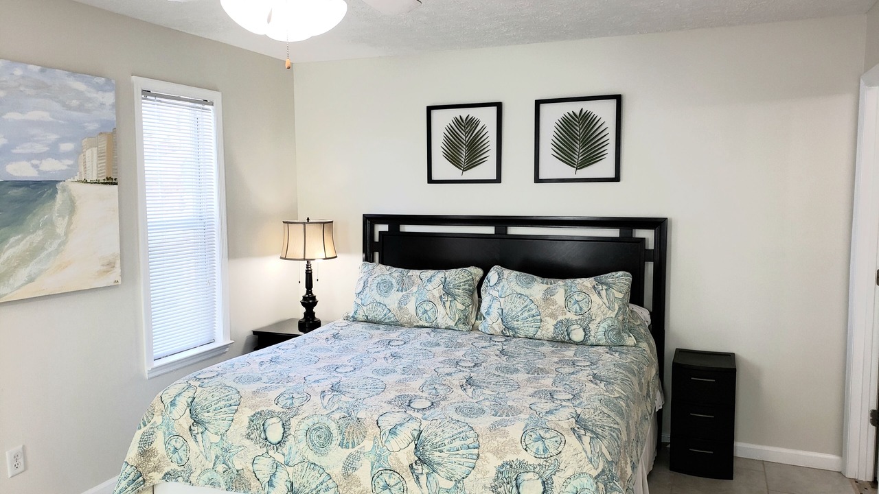 Photo of Bedroom in Holiday Beach
