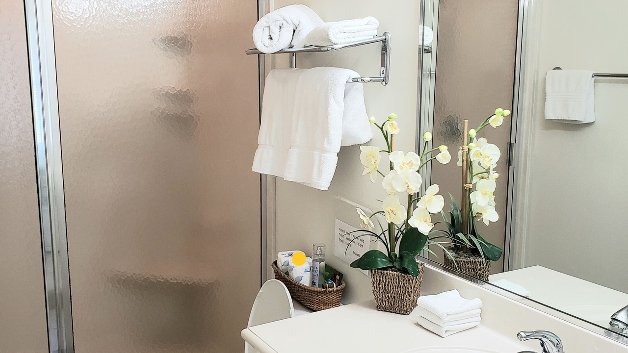 Photo of Bathroom in Holiday Beach