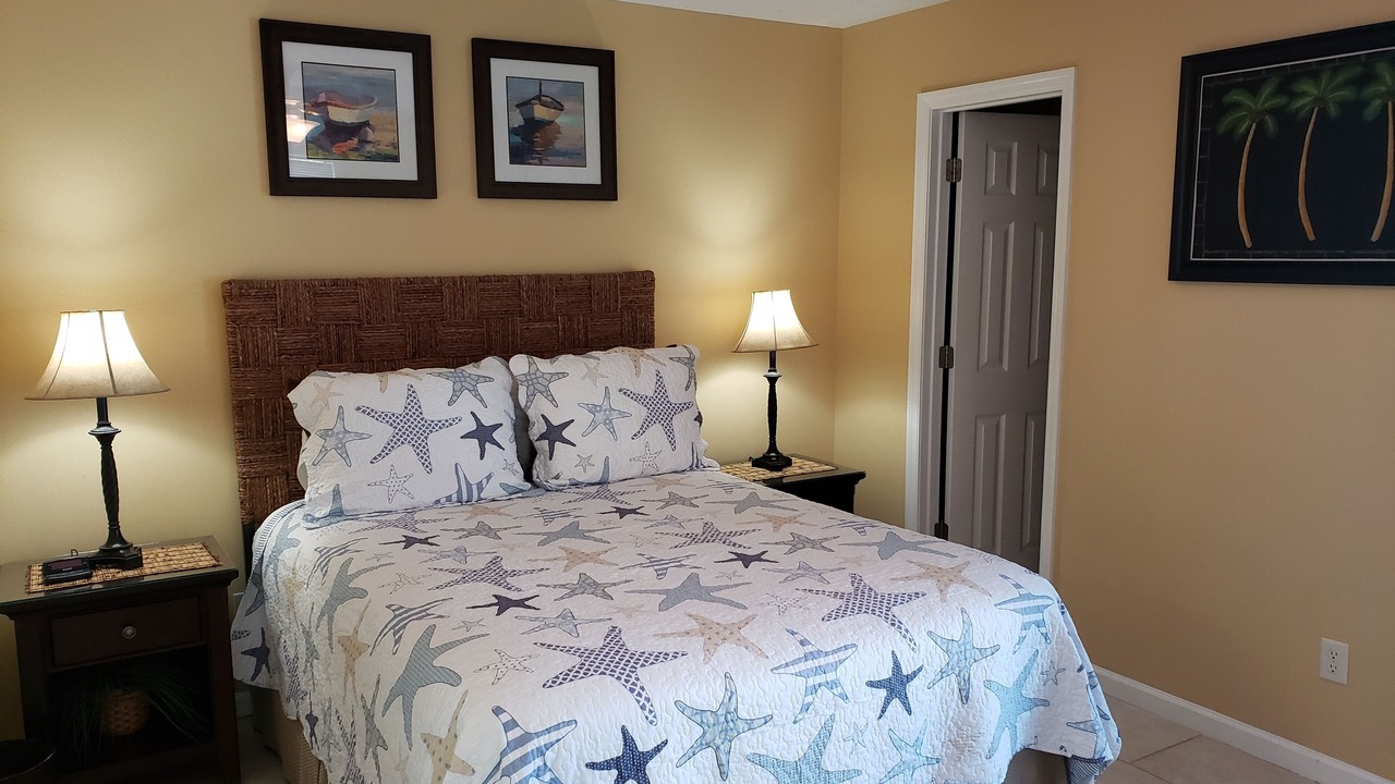 Photo of Bedroom in Holiday Beach