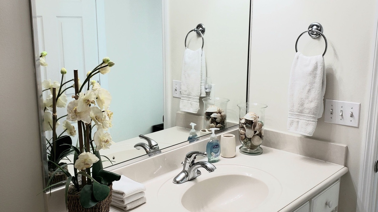 Photo of Bathroom in Holiday Beach