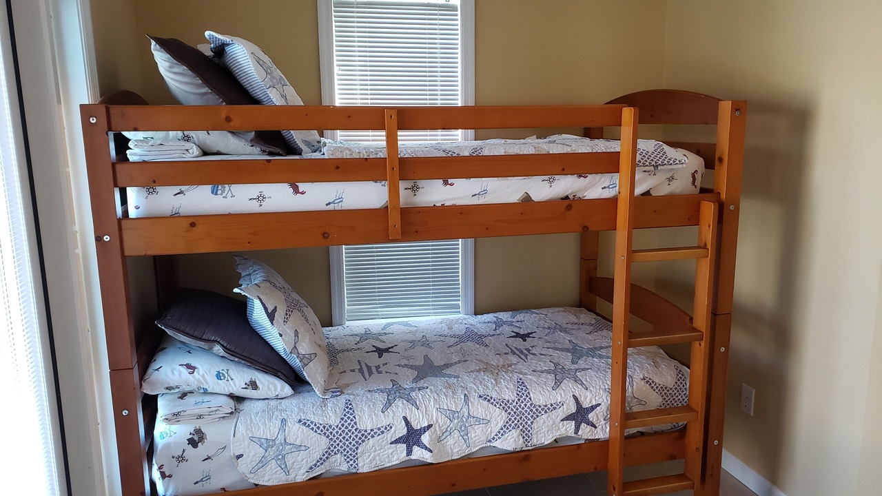 Photo of Bedroom in Holiday Beach