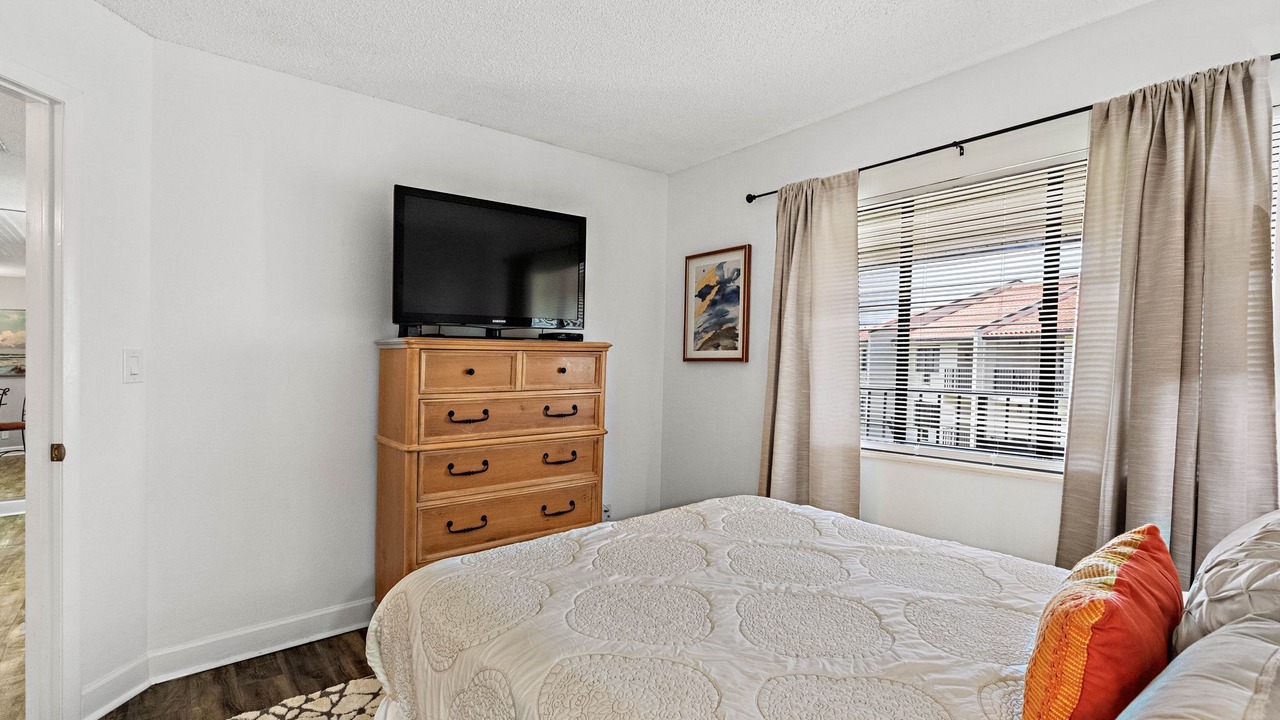 Photo of Bedroom in Tierra Verde