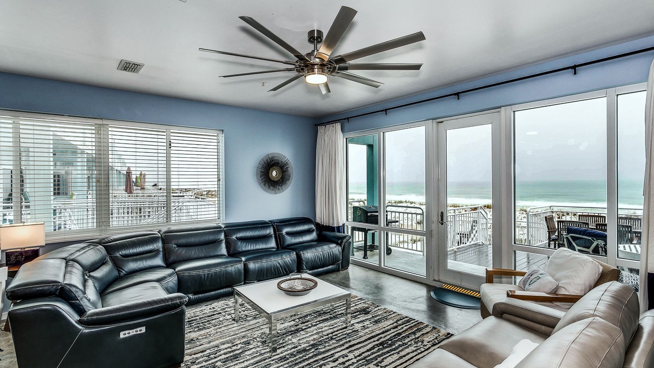 Photo of Livingroom in White Sands First