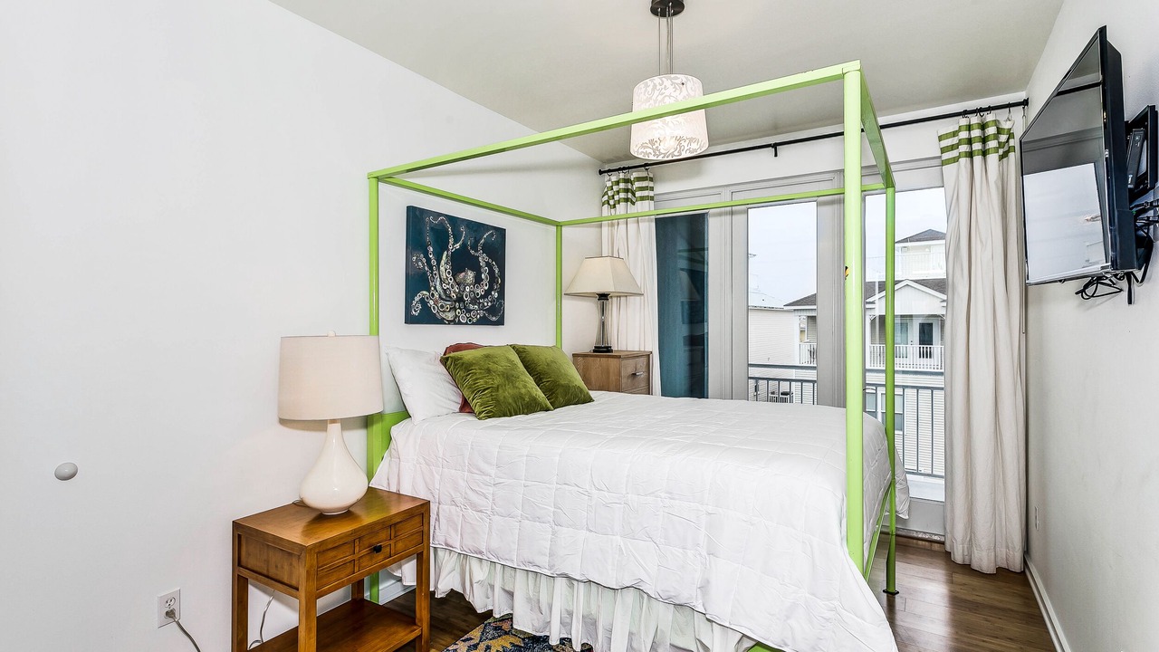 Photo of Bedroom in White Sands First