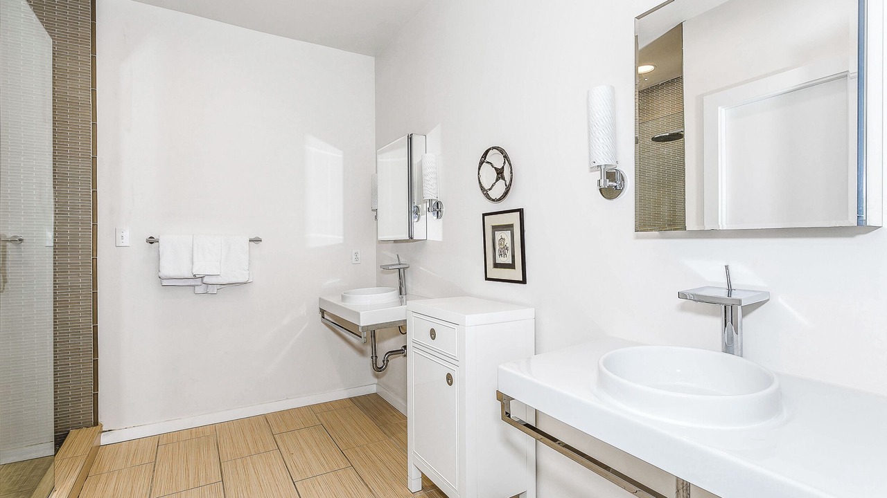 Photo of Bathroom in White Sands First