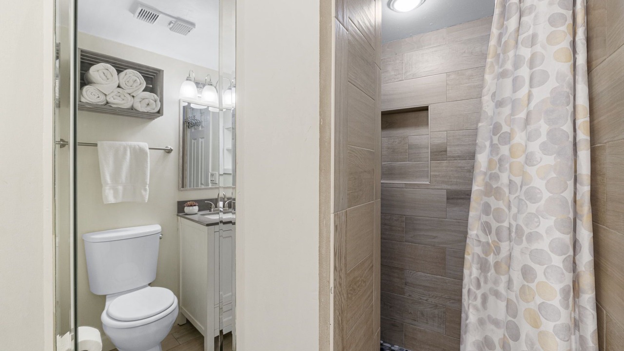 Photo of Bathroom in Sunnyside