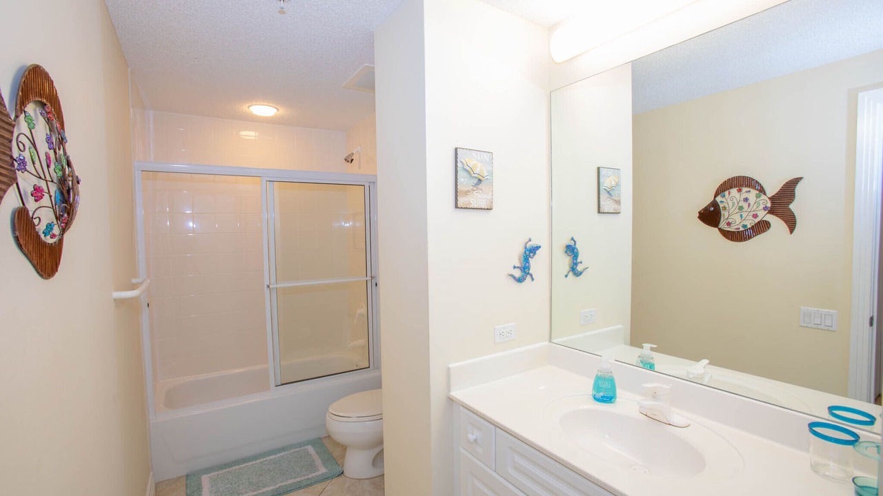 Photo of Bathroom in Navarre Beach