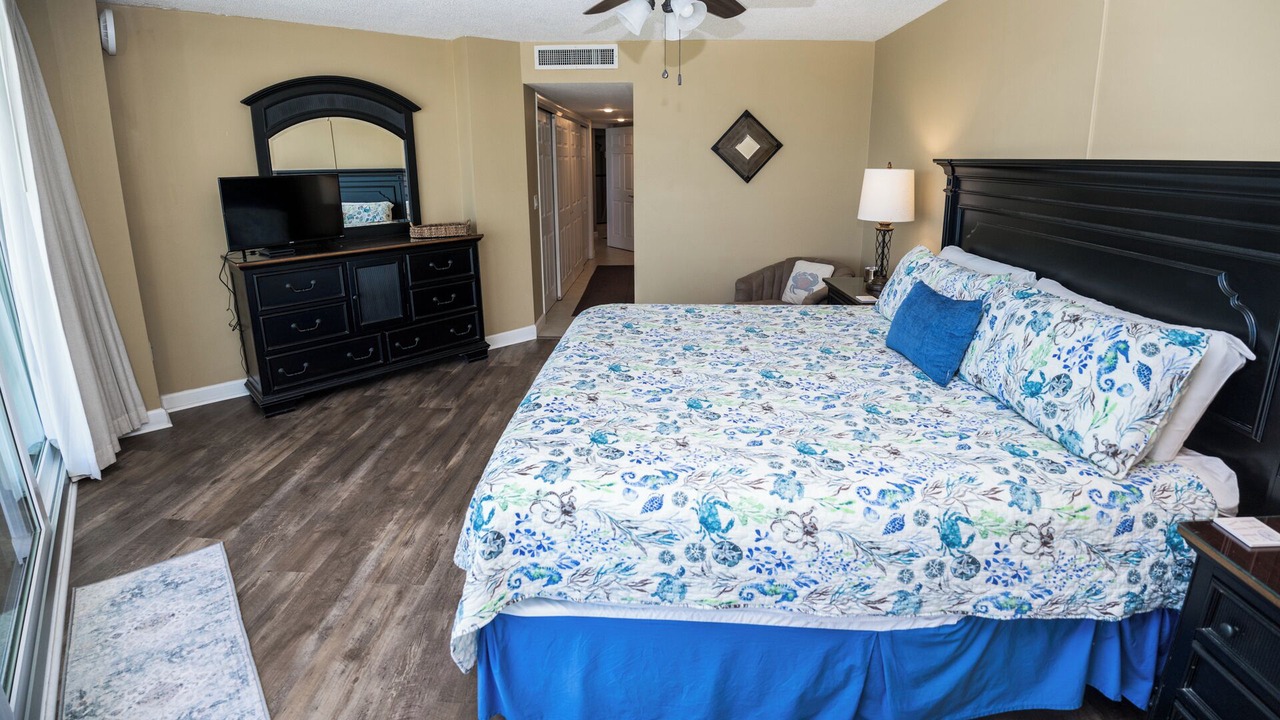 Photo of Bedroom in Gulf Lagoon Beach