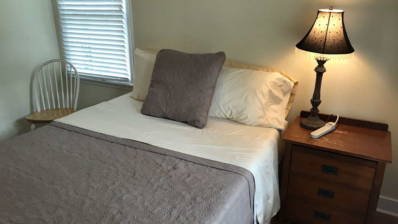 Photo of Bedroom in Fondren