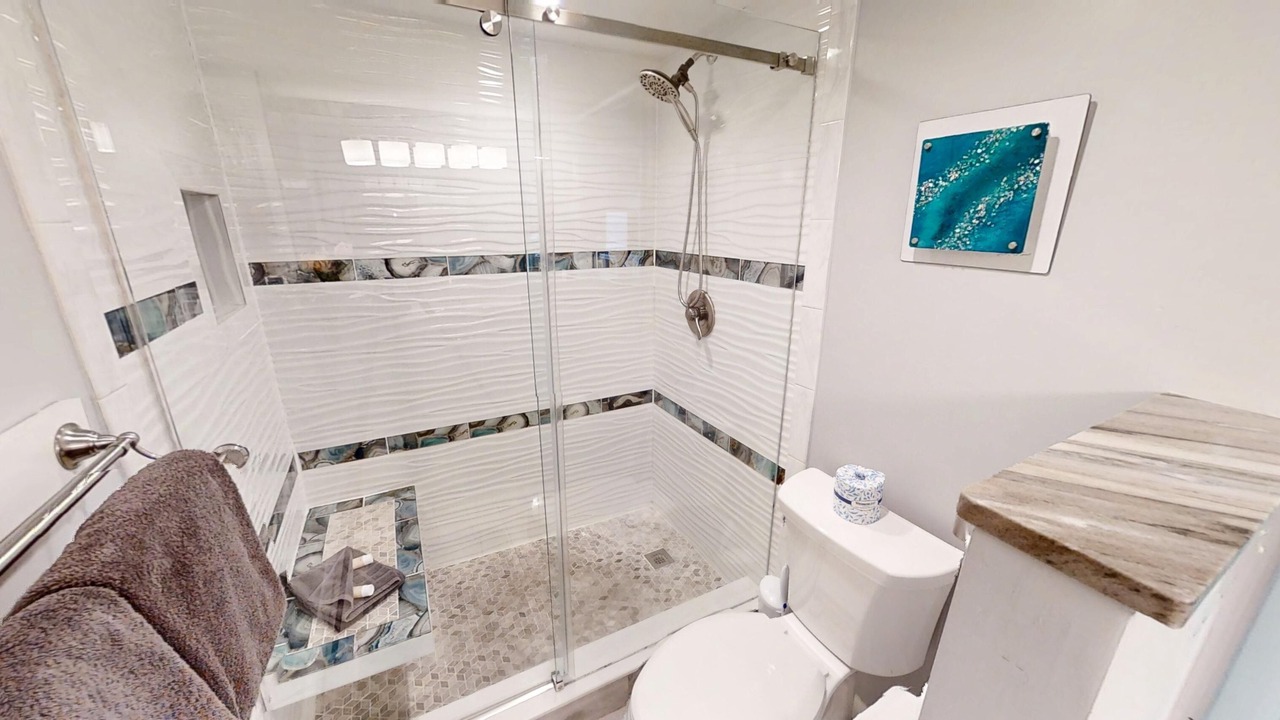 Photo of Bathroom in Thomas Drive