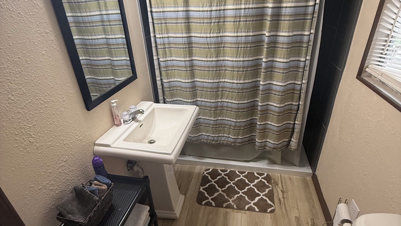 Photo of Bathroom in Perkinston