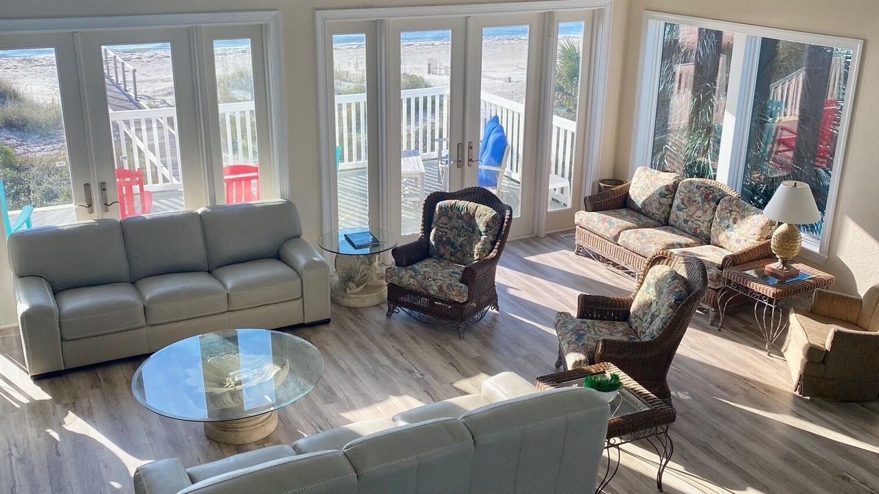 Photo of Livingroom in Treasure Beach Village