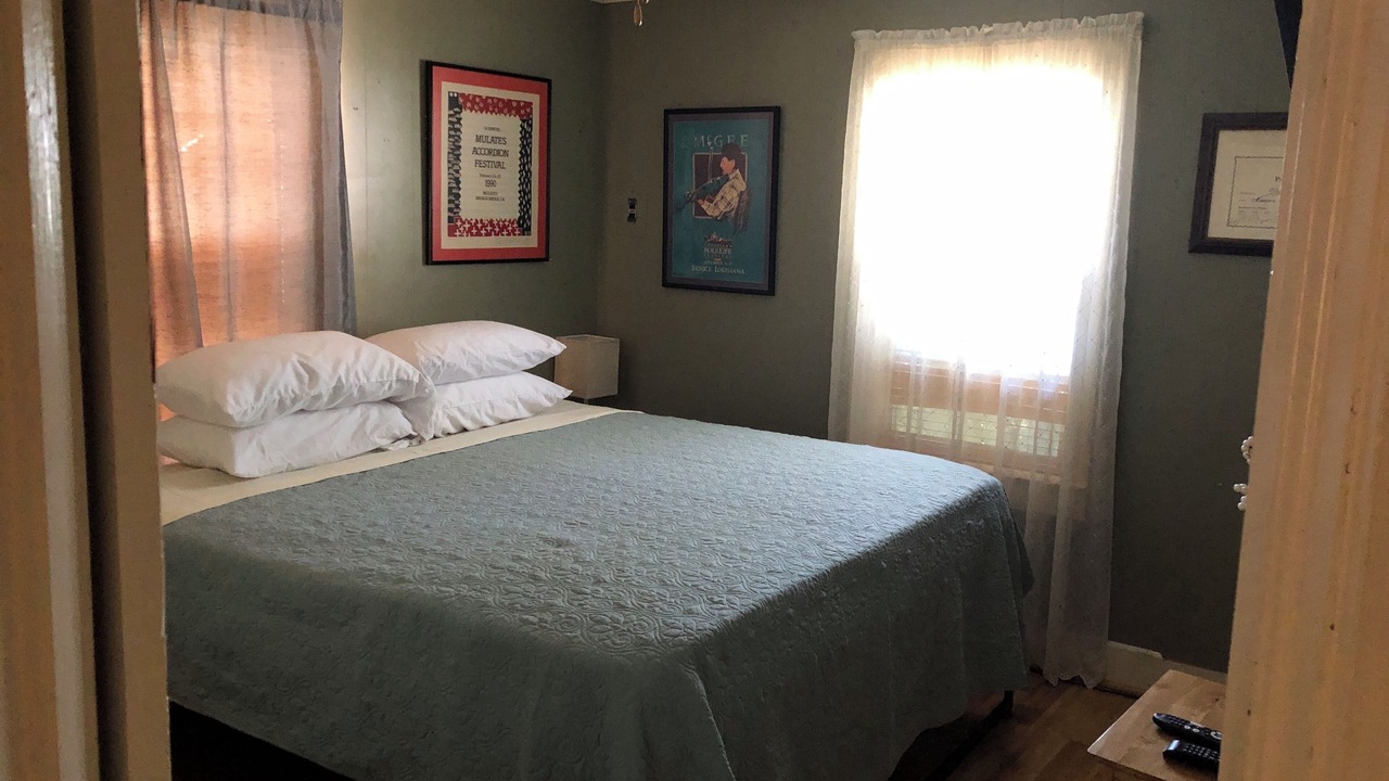 Photo of Bedroom in Breaux Bridge