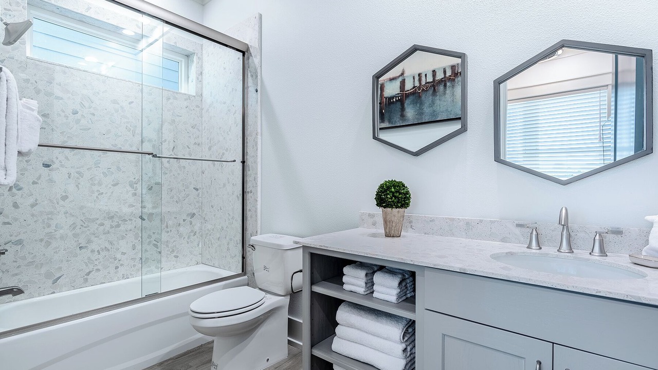 Photo of Bedroom in Laguna Beach Estates