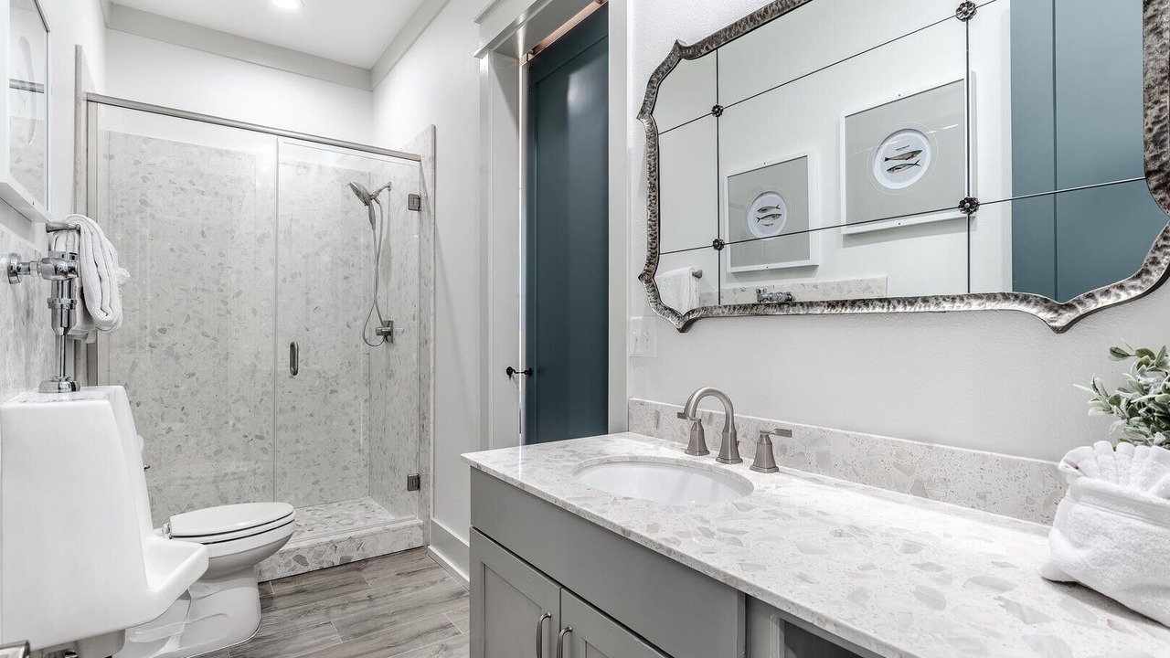 Photo of Bedroom in Laguna Beach Estates