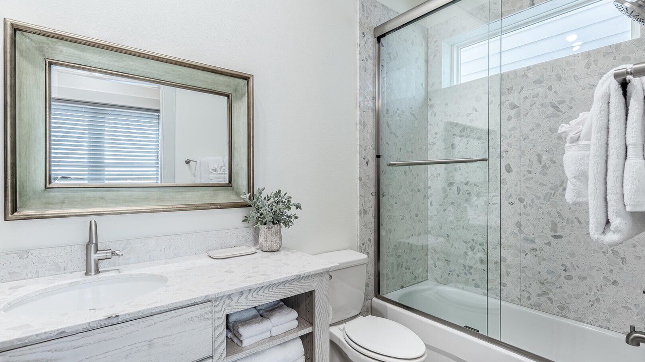 Photo of Bedroom in Laguna Beach Estates