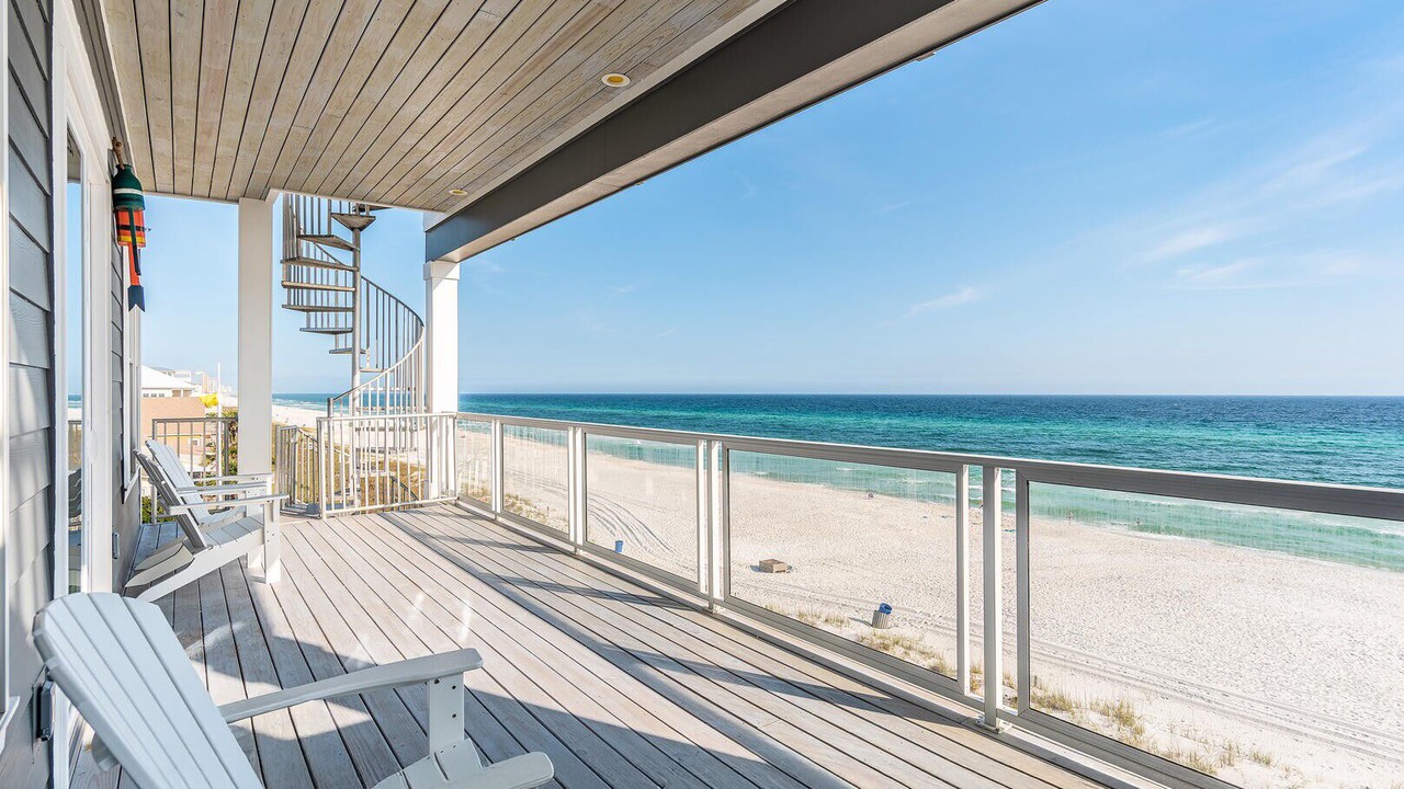 Photo of Patio Balcony in Laguna Beach Estates