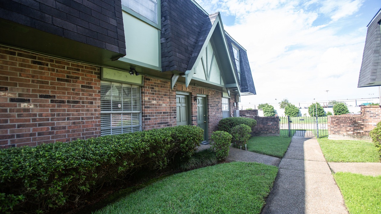 Photo of Outdoor in Tall Timbers - Brechtel