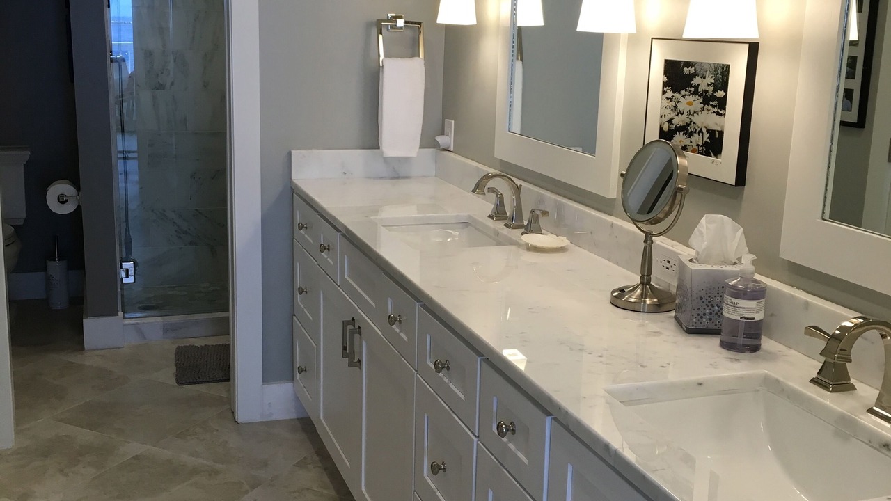 Photo of Bathroom in Holiday Isle