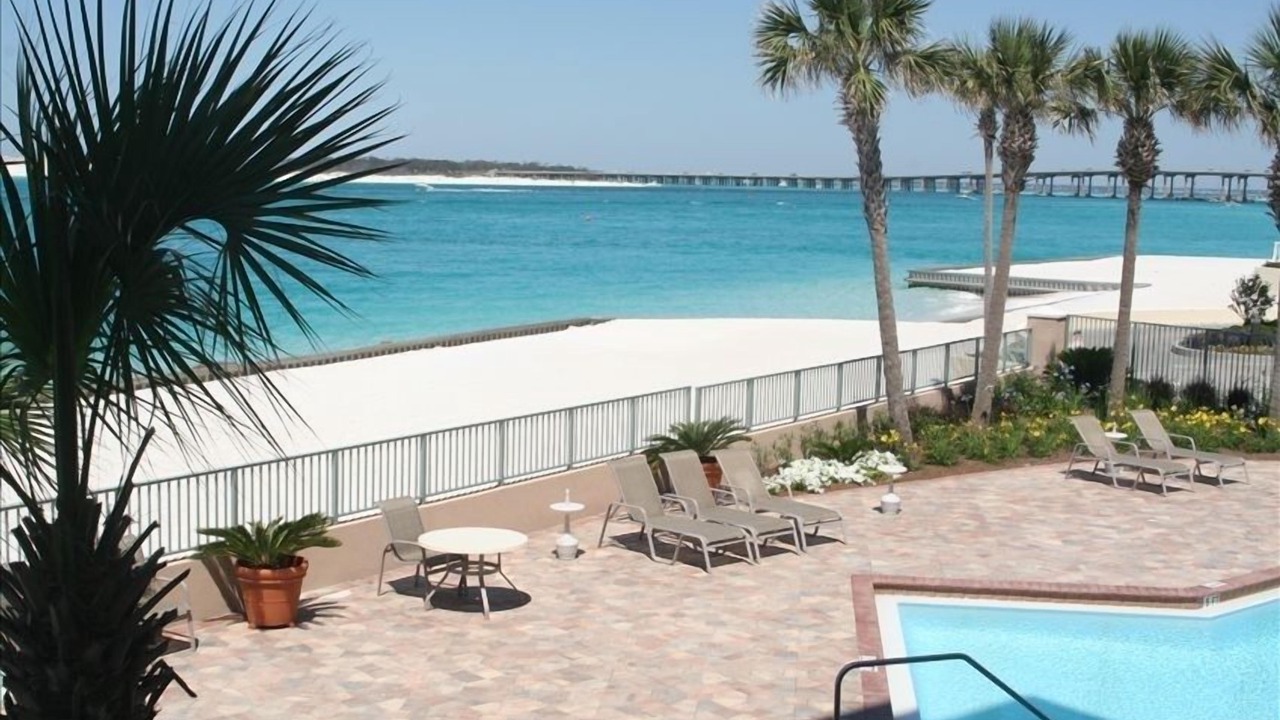 Photo of Patio Balcony in Holiday Isle